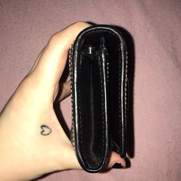 NWOT Coach Black Signature Buckle Wallet - Picture 8 of 8